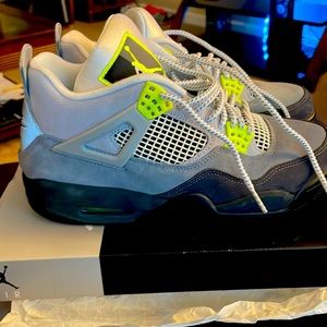 Air Jordan 4 Retro Grey/ Volt Neon